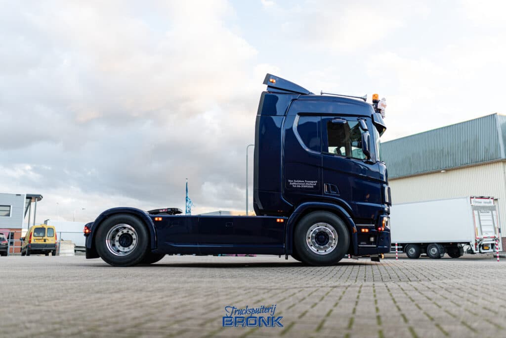 Rotor_bronk_Scania-van-Suijdam-17