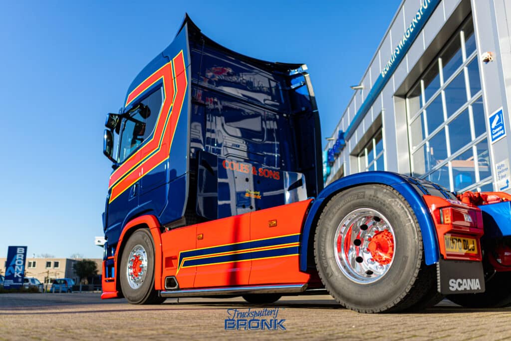 Rotor_bronk_Scania-Coles-&-Sons-26