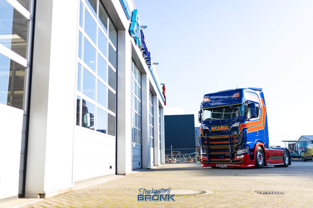 Rotor_bronk_Scania-Coles-&-Sons-31