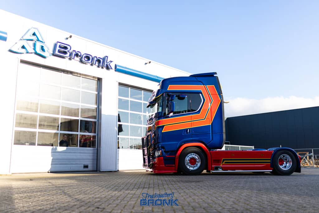 Rotor_bronk_Scania-Coles-&-Sons-32