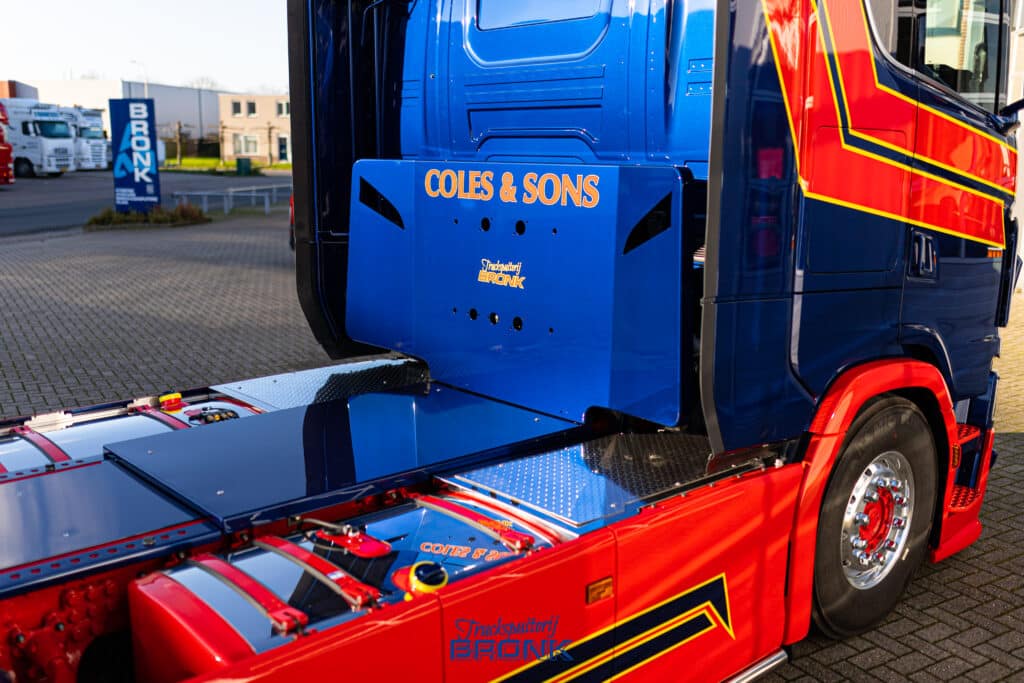 Rotor_bronk_Scania-Coles-&-Sons-35