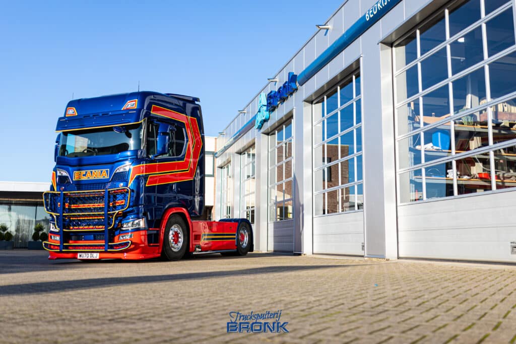 Rotor_bronk_Scania-Coles-&-Sons-5